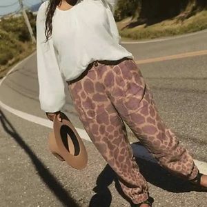 Anthropologie Tamarind animal print high waisted pleated jogger pants size 4